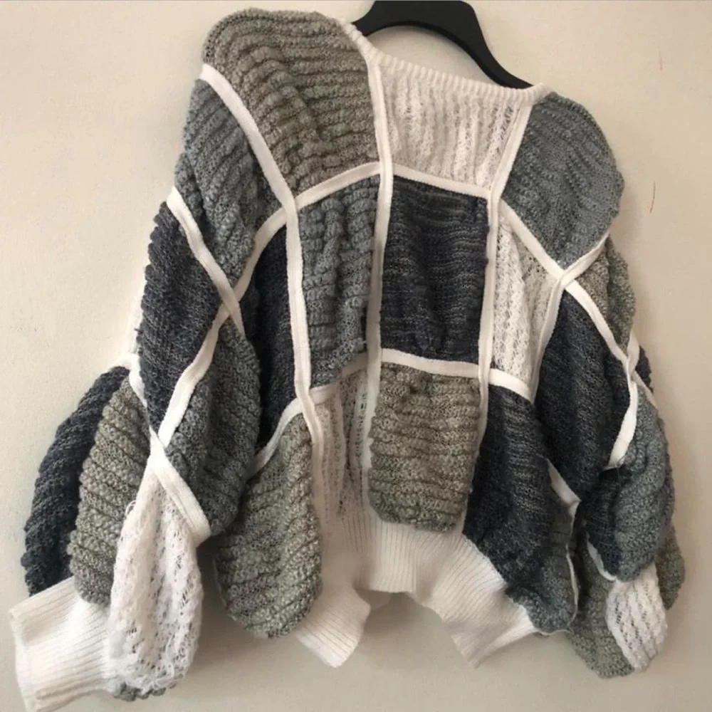 Patchwork gray knit sweater - Picture 1 of 4